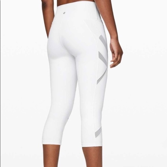 Lululemon Wunder Under High-Rise Crop 21" *Mesh - Picture 4 of 13